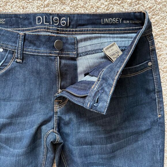 DL1961 Lindsey Slim Straight Jeans Mid Rise Dark Blue Wash Size 29 - Picture 4 of 10